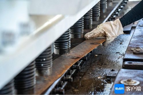 原創組圖 海南 屯昌 環保設備制造廠調試設備即將投入生產